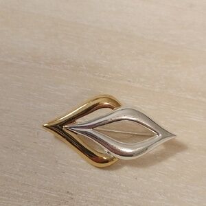 Napier two tone brooch pin measures 2" x 1"